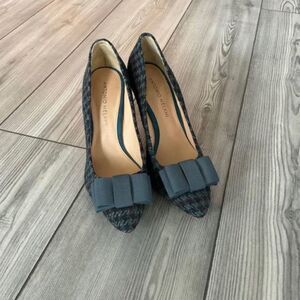 Caylee Blue Wool Pointed Toe Bow Heel Shoes‎